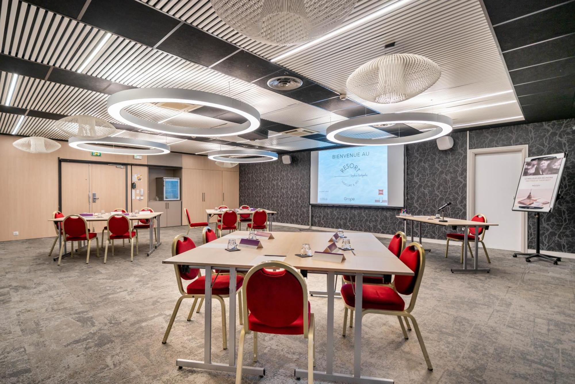 Mercure Antibes Sophia Antipolis Valbonne Exterior photo