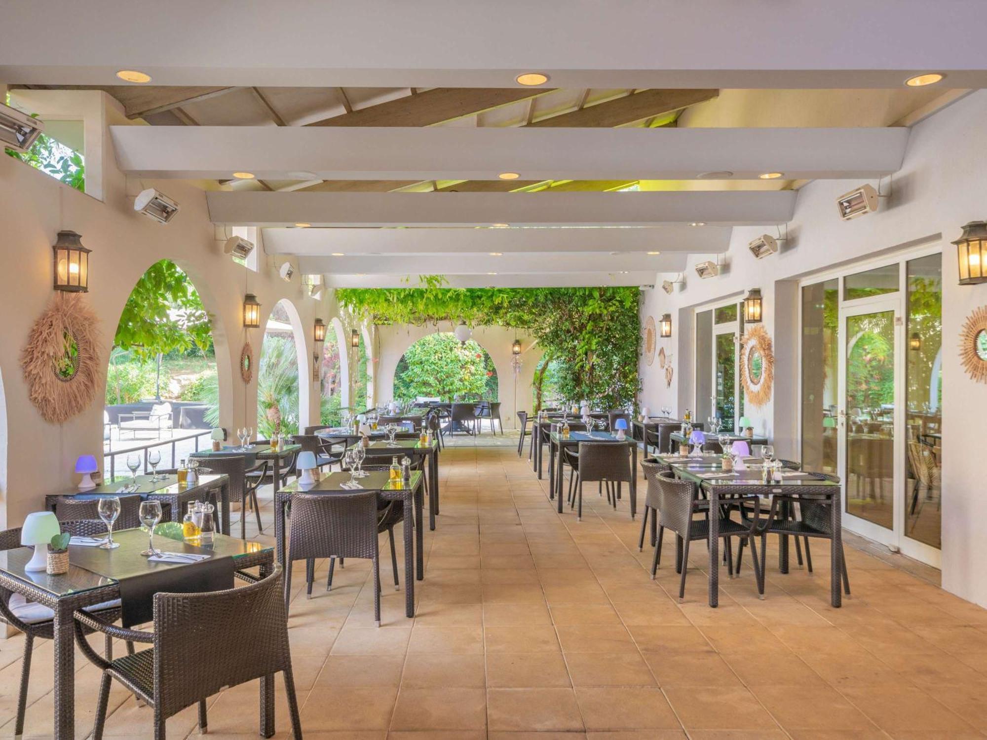 Mercure Antibes Sophia Antipolis Valbonne Exterior photo